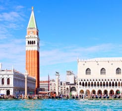 Hoe boekt u een Veerboot naar Venetië